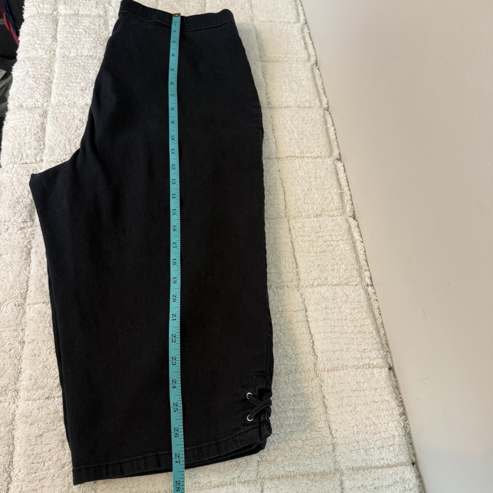 Womens Black Pull On Capris Size XL Stretch Summer Vacation Minimalist Travel - Picture 9 of 14